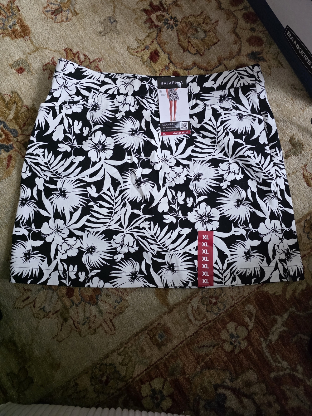 Rafaella Black & White Floral Skort